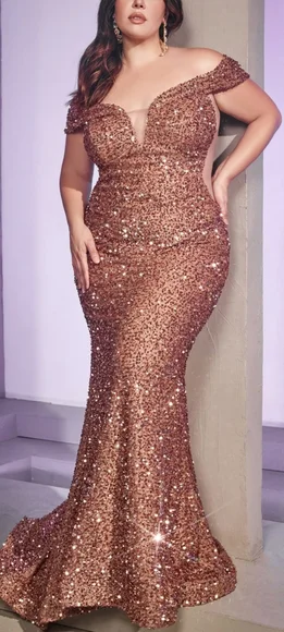 975c Dresses Emerald Plus Size Prom Dress Off The Shoulder - Main Image